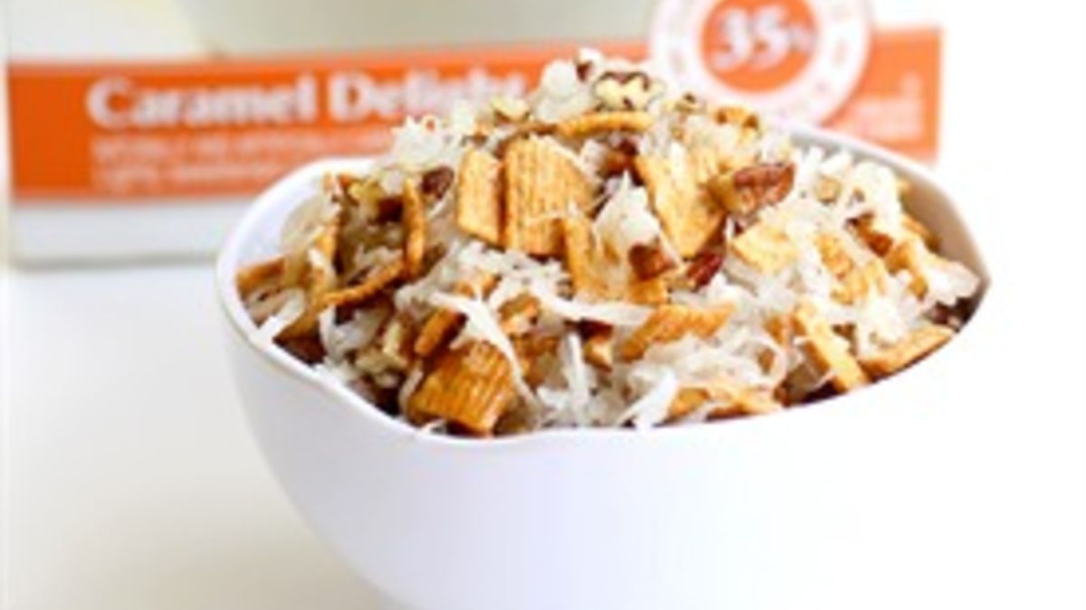 Coconut Caramel Casserole Crunch Topping