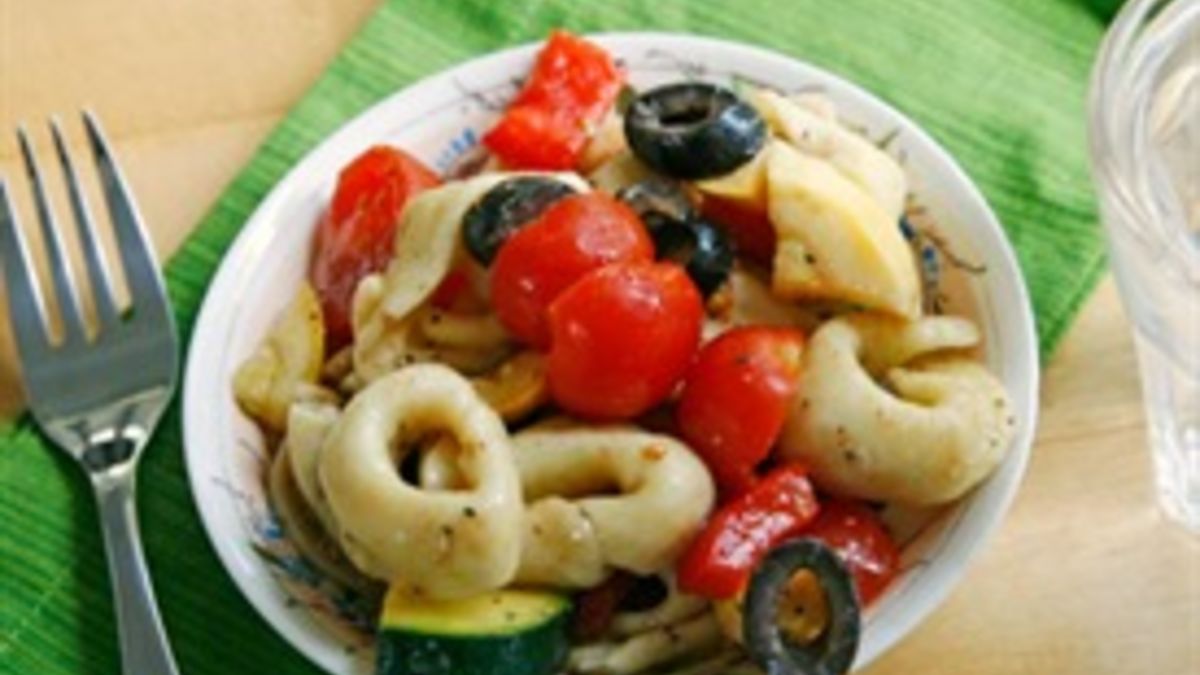 Veggie Lovers Tortellini Pasta Salad