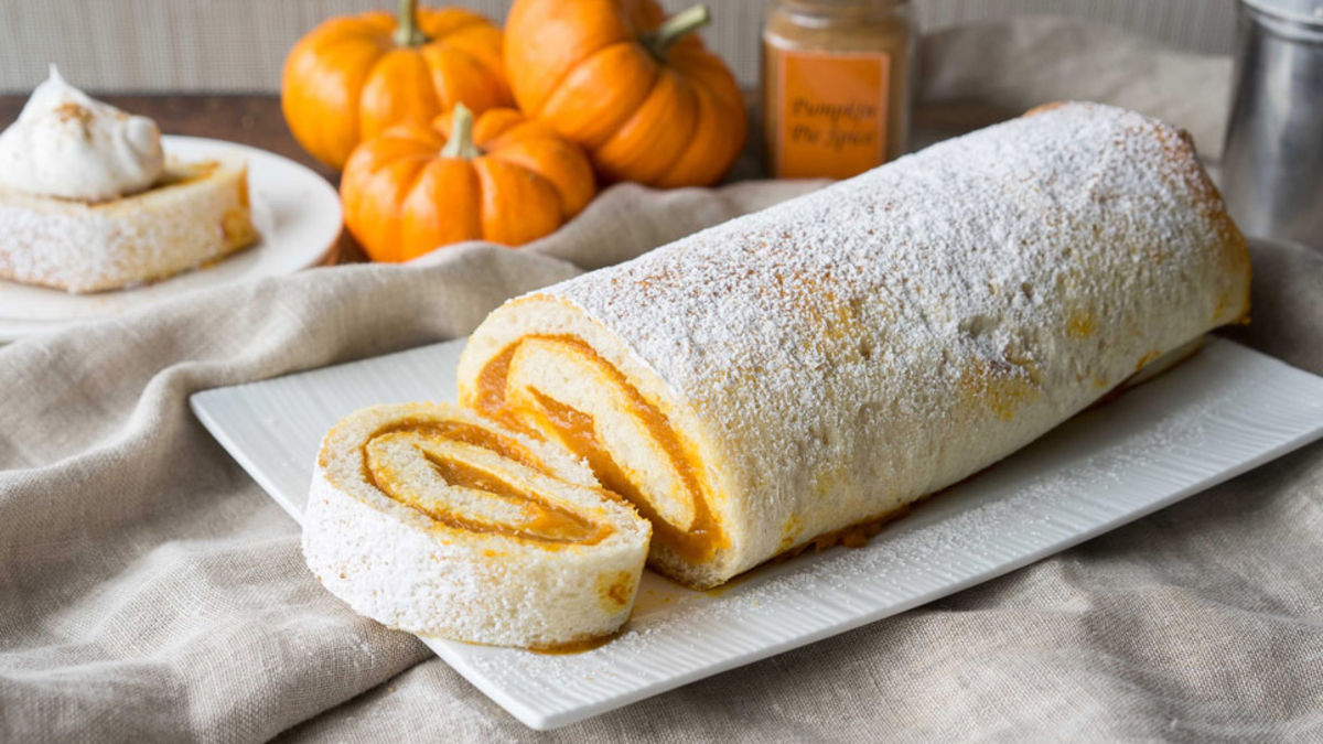 Pumpkin Pie Roll