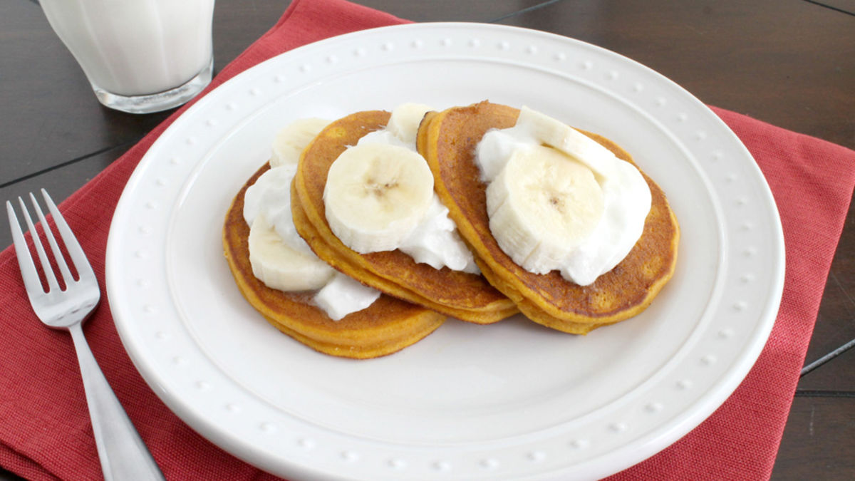 Pumpkin Cookie Dough Pancakes