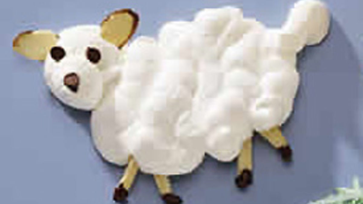 Sweet Little Meringue Lambs