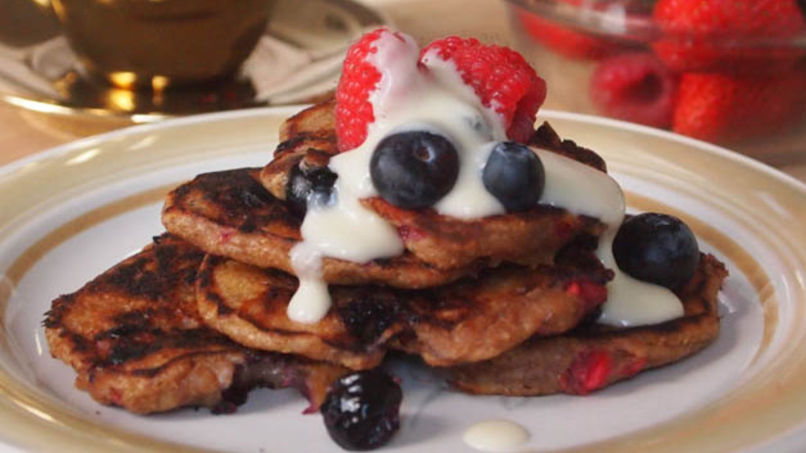 Whole Wheat and Applesauce Pancakes with Berries
