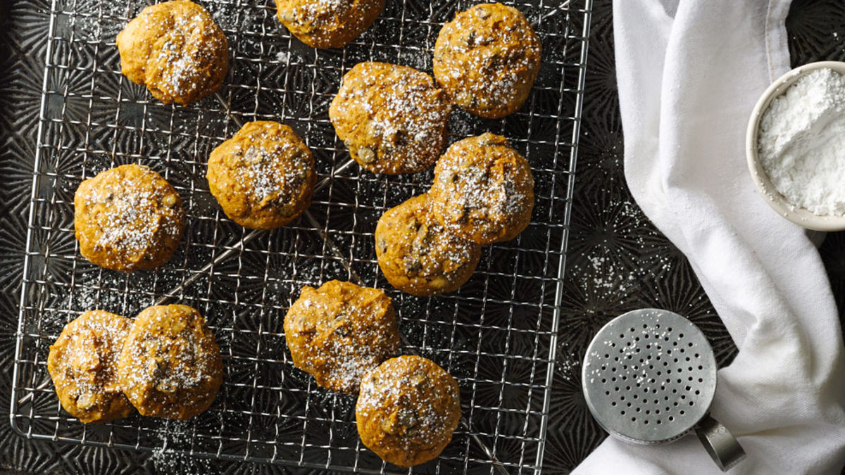 3-Ingredient Pumpkin Chocolate Chip Cookies