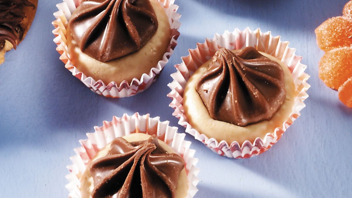 No-Bake Peanut Butter Blossoms