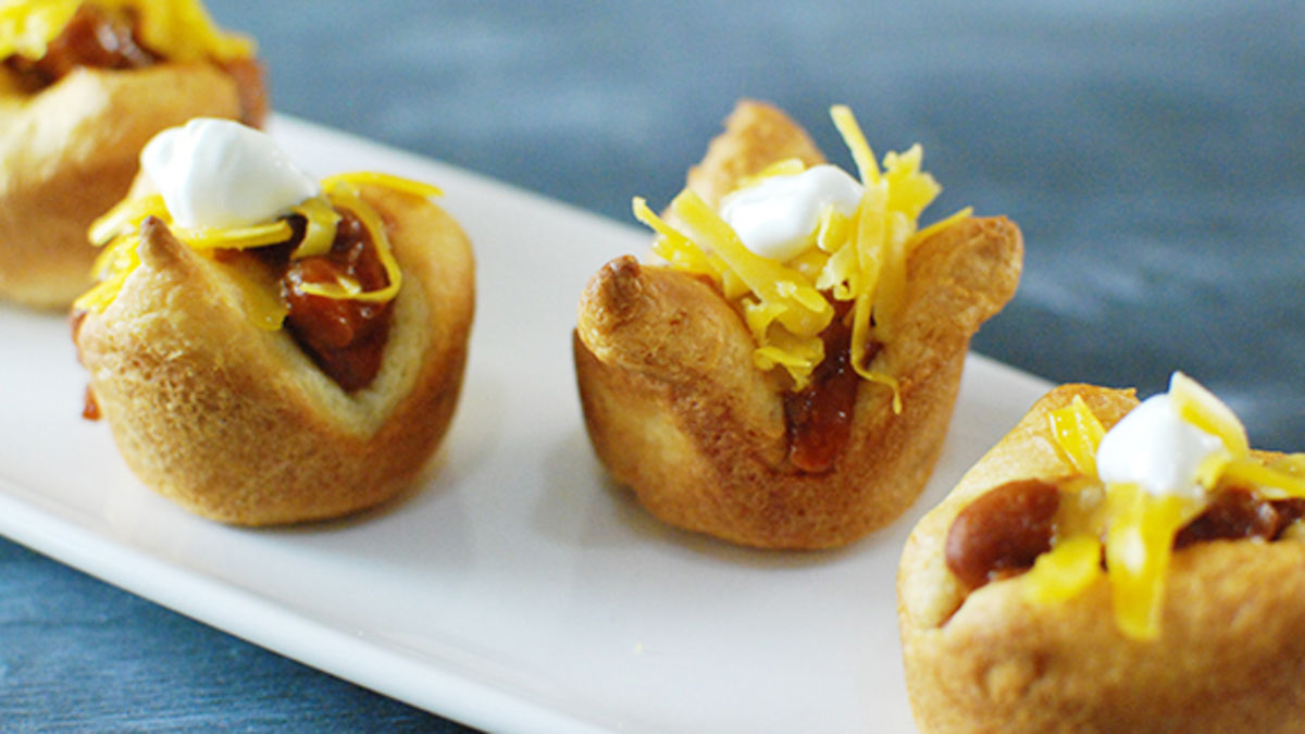 Mini Chili Dog Crescent Cups
