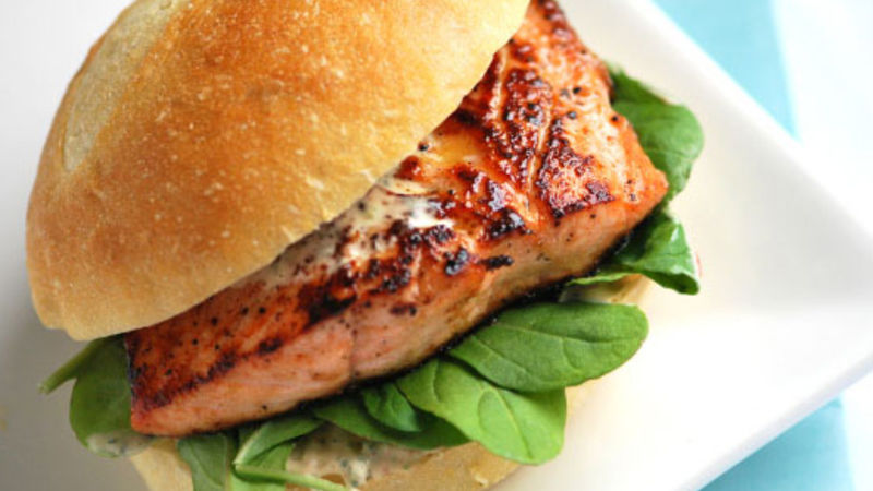 Grilled Salmon Sandwiches with Chipotle Mayo Recipe - BettyCrocker.com