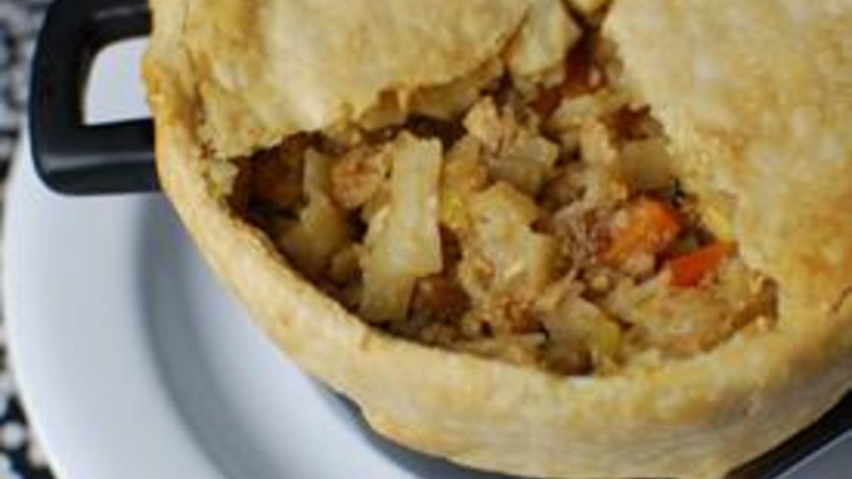 Pad Thai Pot Pie