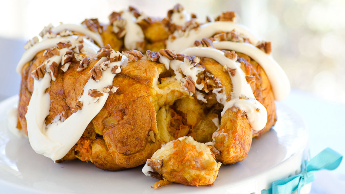 Carrot Cake Monkey Bread