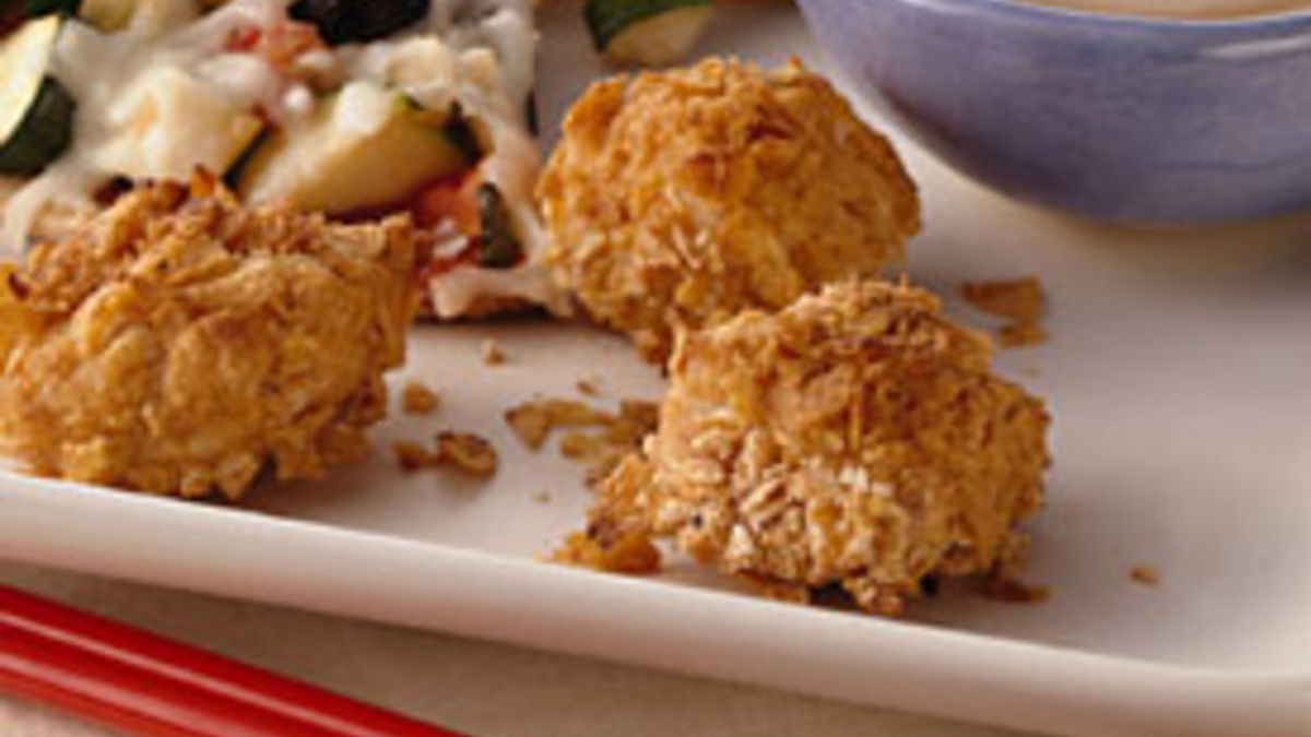Crunchy Chicken Chunks with Thai Peanut Sauce