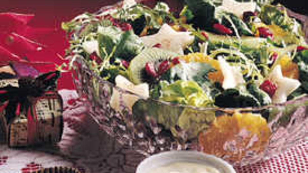 Heavenly Mixed Greens with Fruit