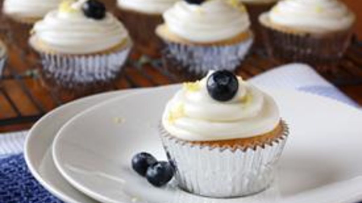 Lemon Blueberry Cupcakes