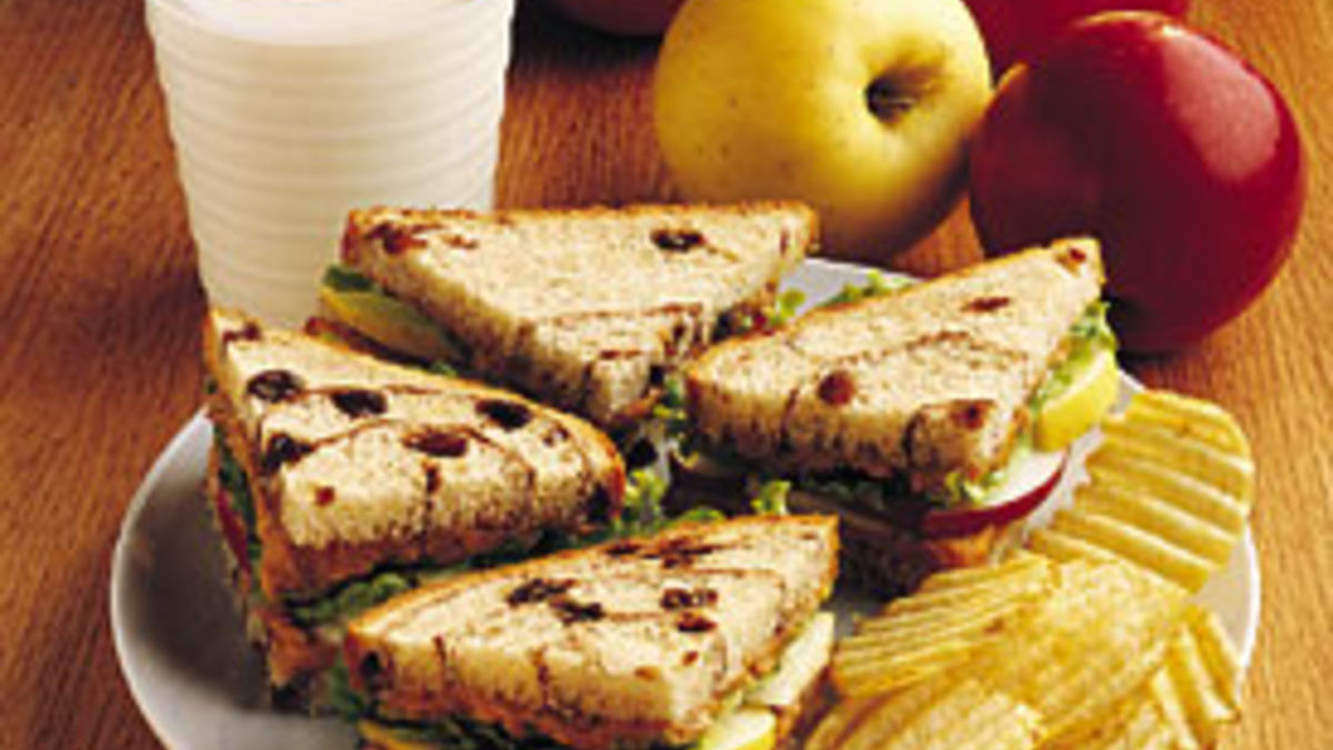 Peanutty Apple Sandwiches