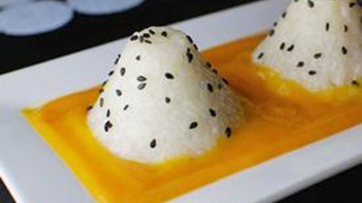 Coconut Chicken Sticky Rice Balls with Mango Puree