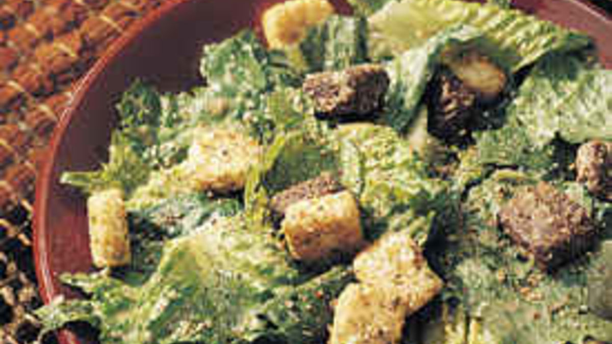 Garlic and Romaine Salad (Crowd Size)