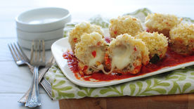 How to Make Mini Chicken Parmesan Meatball Cupcakes Video