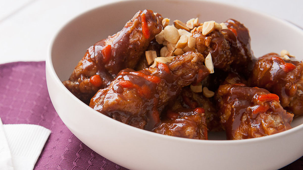 Spicy Peanut Butter and Jelly Chicken Wings
