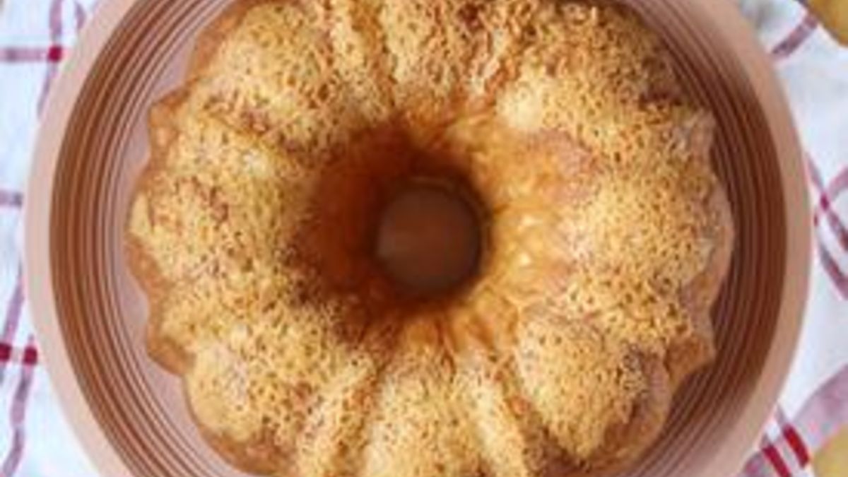Toasted Coconut Monkey Bread