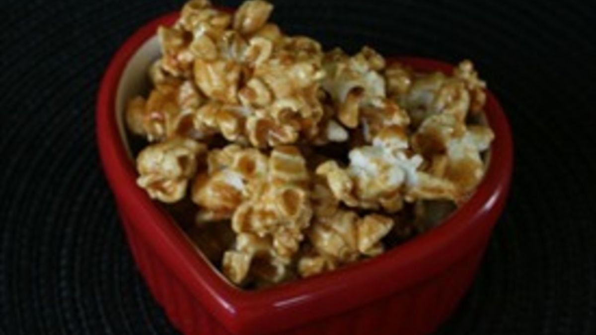 Easy Nut-Free Caramel Corn