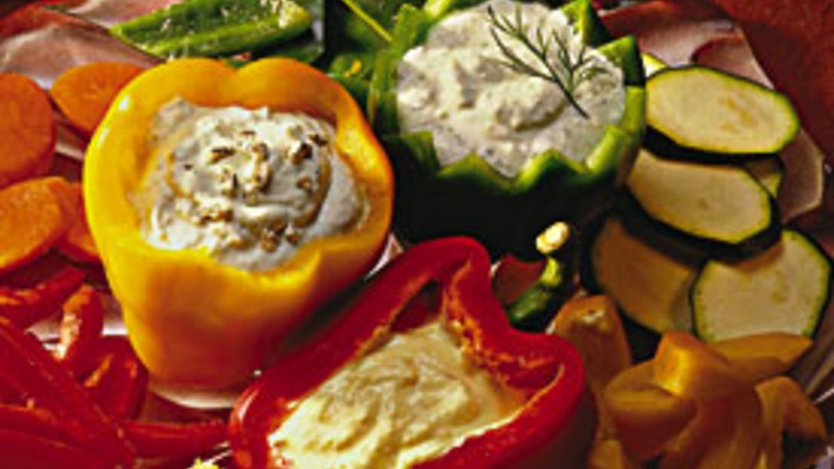 Blue Cheese Dip with Vegetables