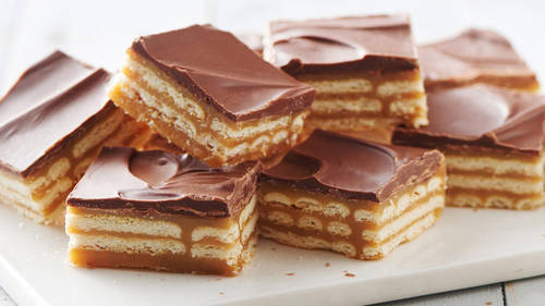 20 Layered Bars That Totally Stack Up
