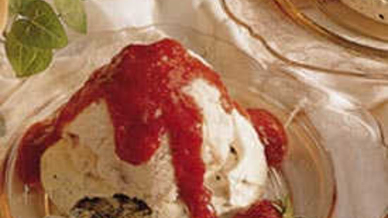 Strawberry-Chocolate Meringues Recipe - BettyCrocker.com