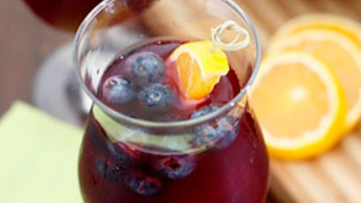 Blueberry-Ginger Sangria