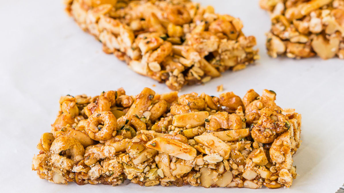 Spicy Apple-Cinnamon Cheerios™ Bars