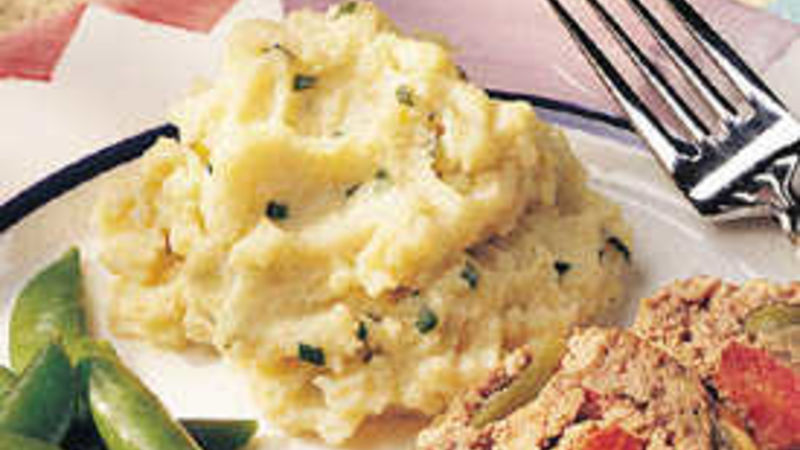 Garlic Smashed Potatoes Recipe - BettyCrocker.com