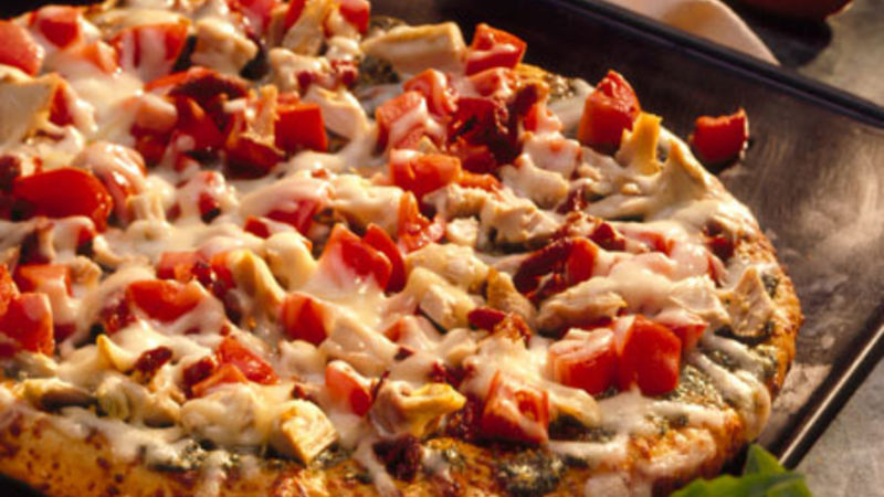 Chicken-Pesto Pizza Recipe - BettyCrocker.com