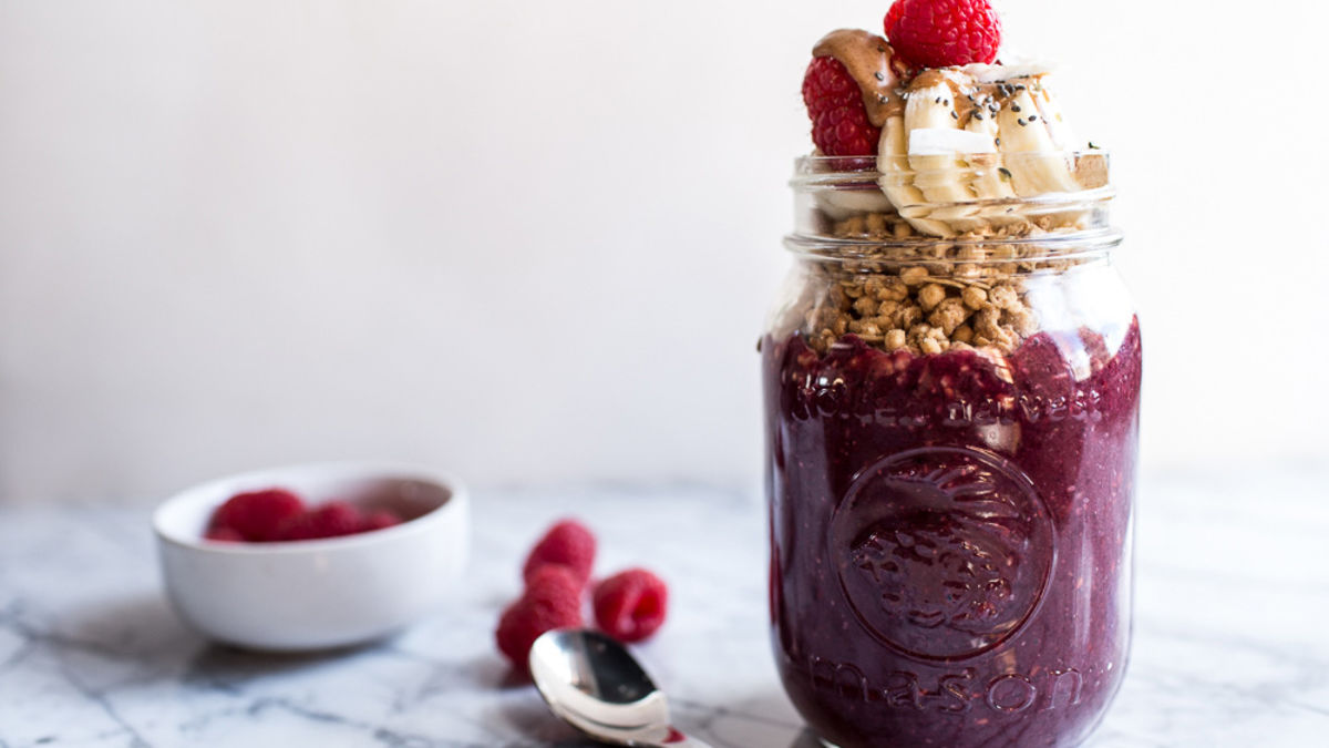Make-Ahead Acai Smoothie Jar
