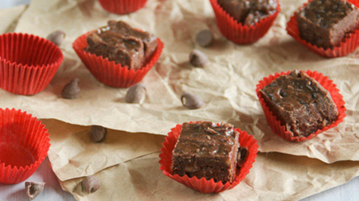 German Chocolate Frosting Fudge