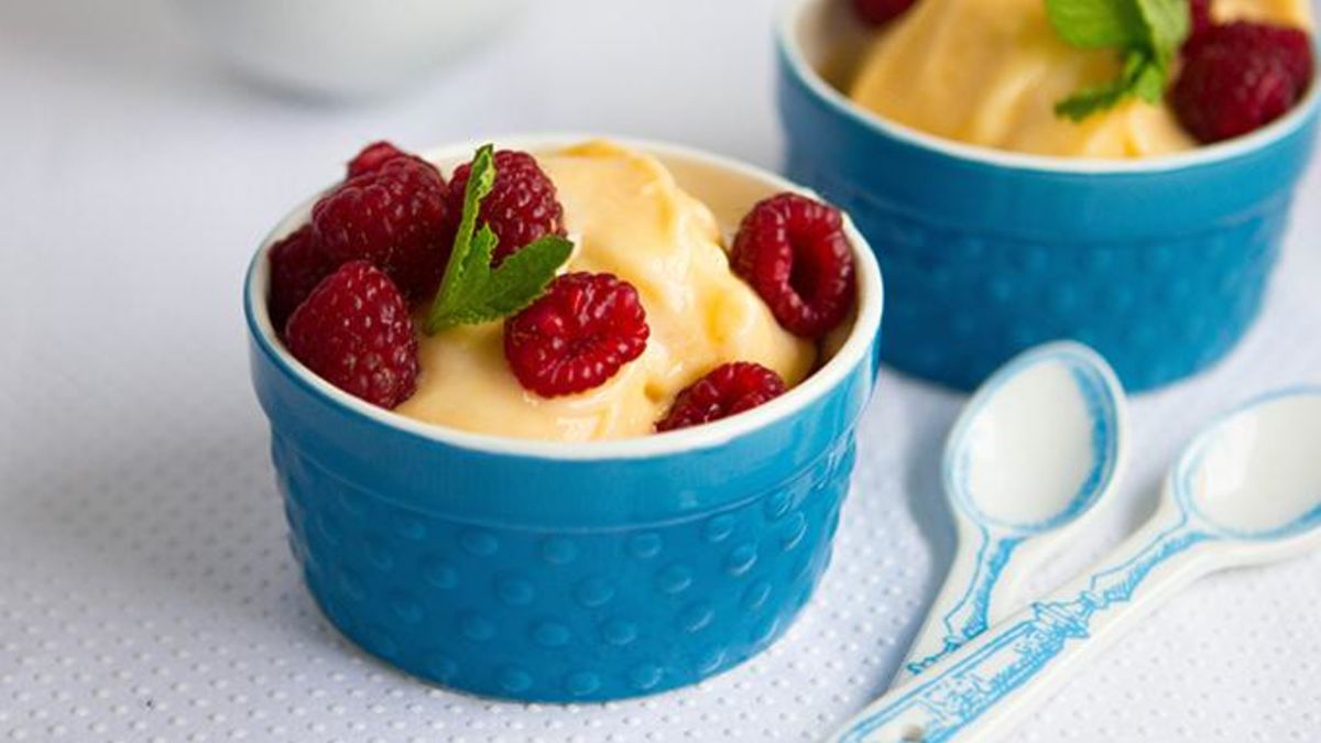 Easy Peachy DIY Fro Yo