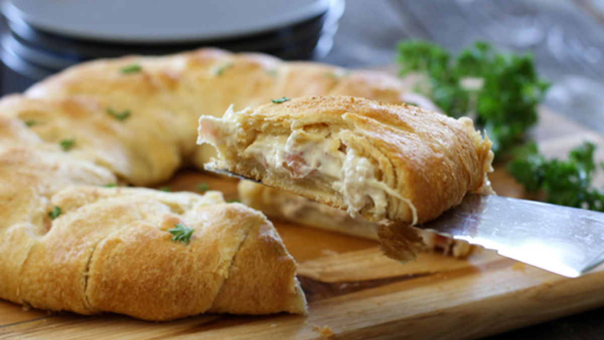 Chicken Cordon Bleu Crescent Ring