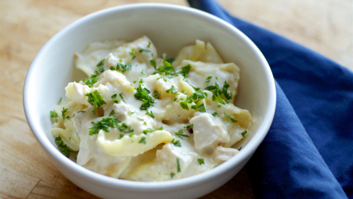 One-Pot Tortellini Alfredo