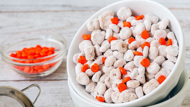 Cheerios™ and Pumpkin Spice Puppy Chow Recipe - BettyCrocker.com