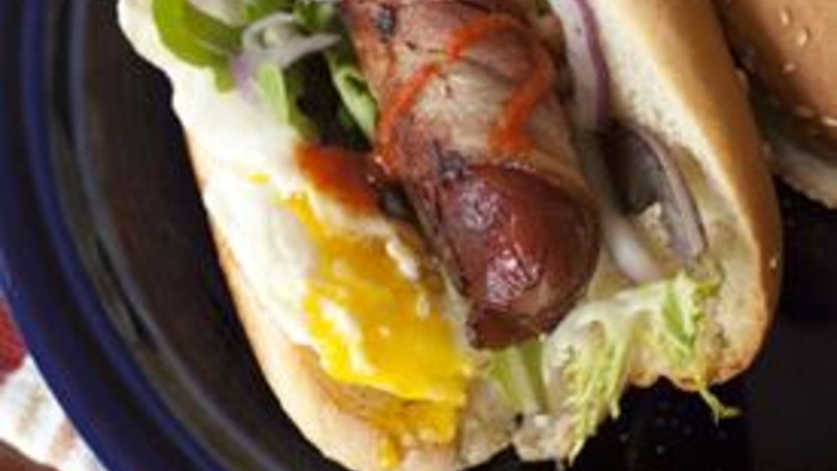 Breakfast Hot Dogs