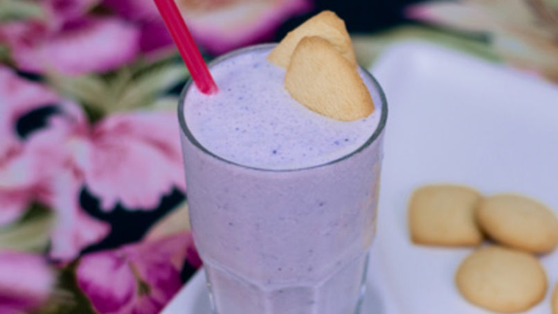 Spinach, Blackberry and Honey Smoothie