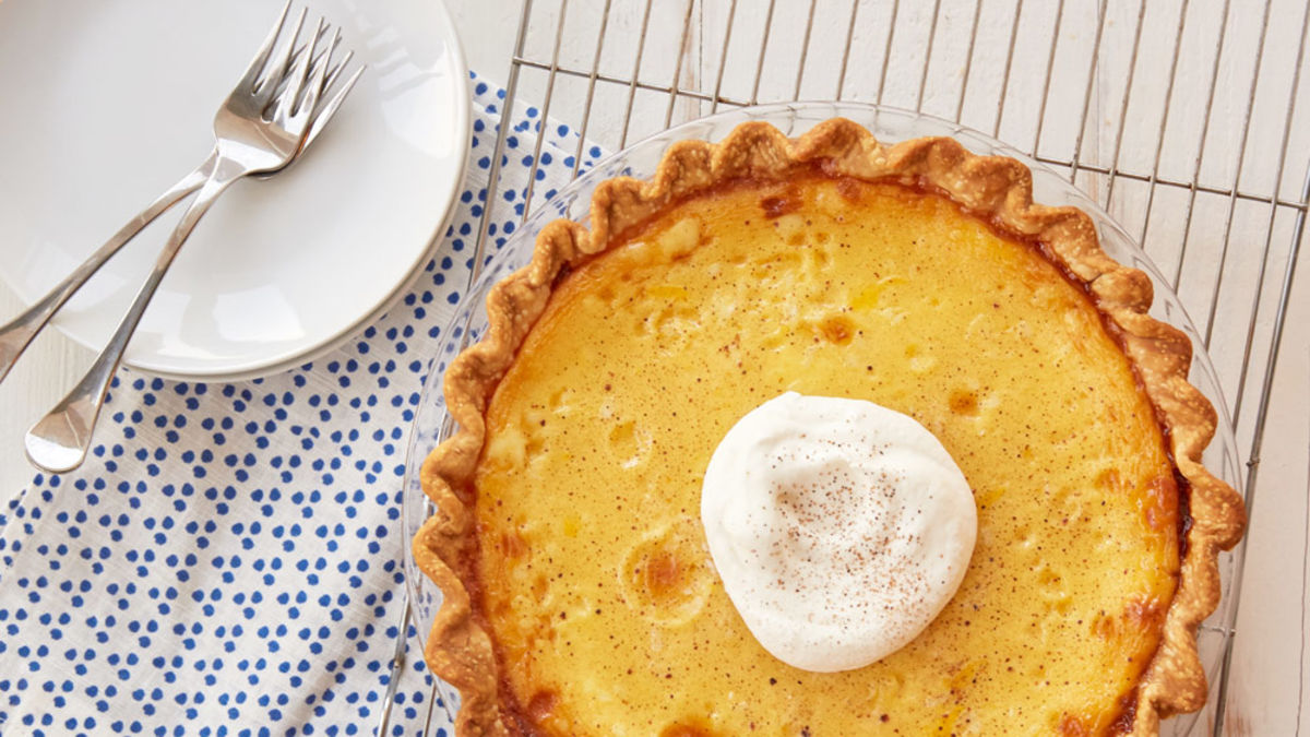 Holiday Eggnog Custard Pie