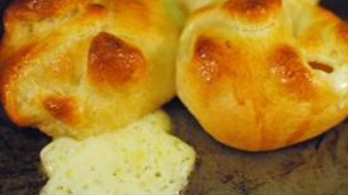 Crescent-wrapped Mini Baked Brie