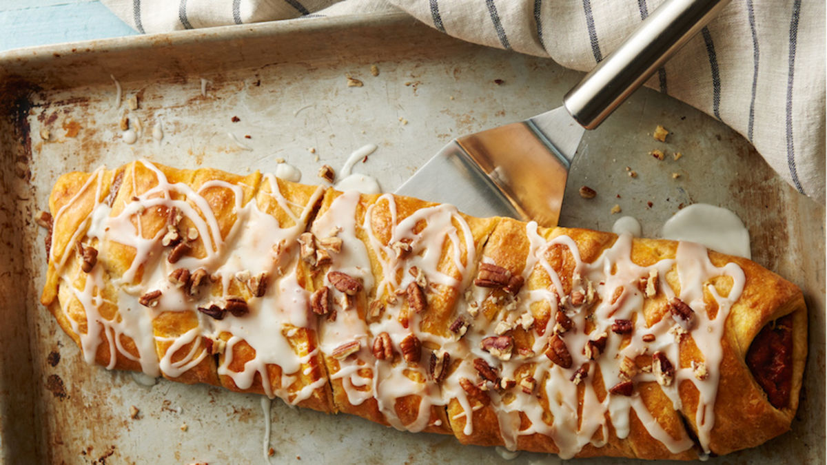 Pumpkin-Pecan Braid