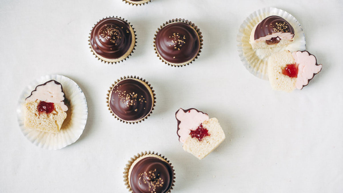 Strawberry Hi-Hat Cupcakes