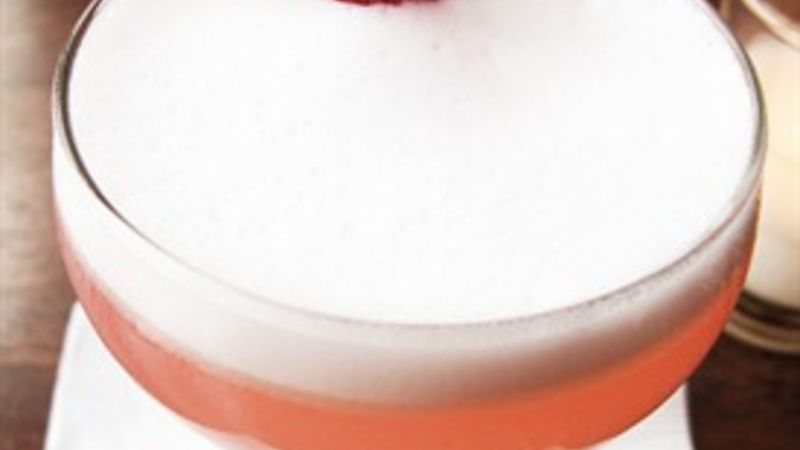 Clover Club Recipe - Tablespoon.com