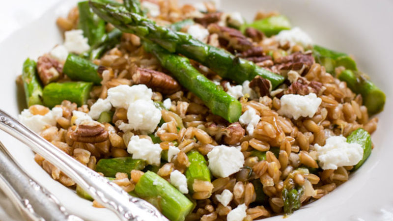 Asparagus Farro Salad Recipe - BettyCrocker.com