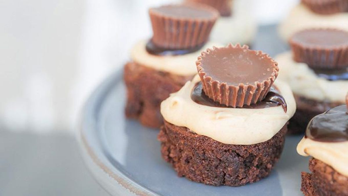 Mini Peanut Butter Cheesecake Brownies