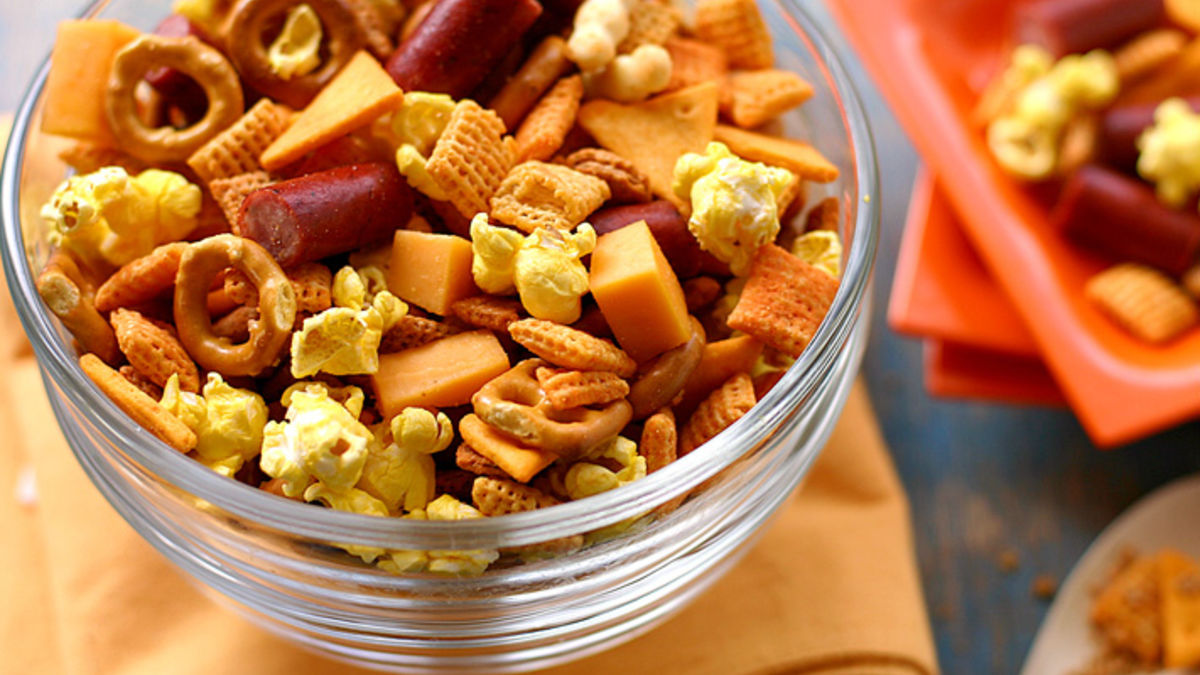 Cheddar Chex Mix®