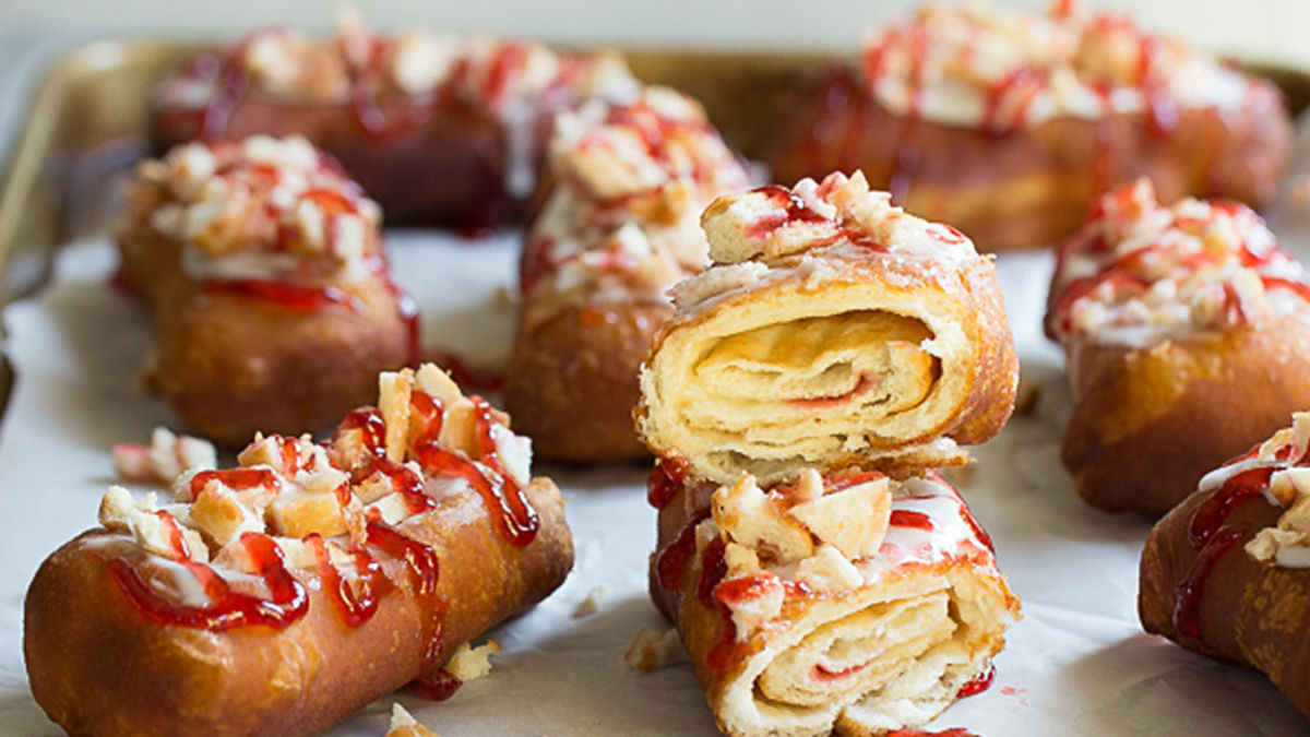 Toaster Strudel™-Stuffed Doughnuts