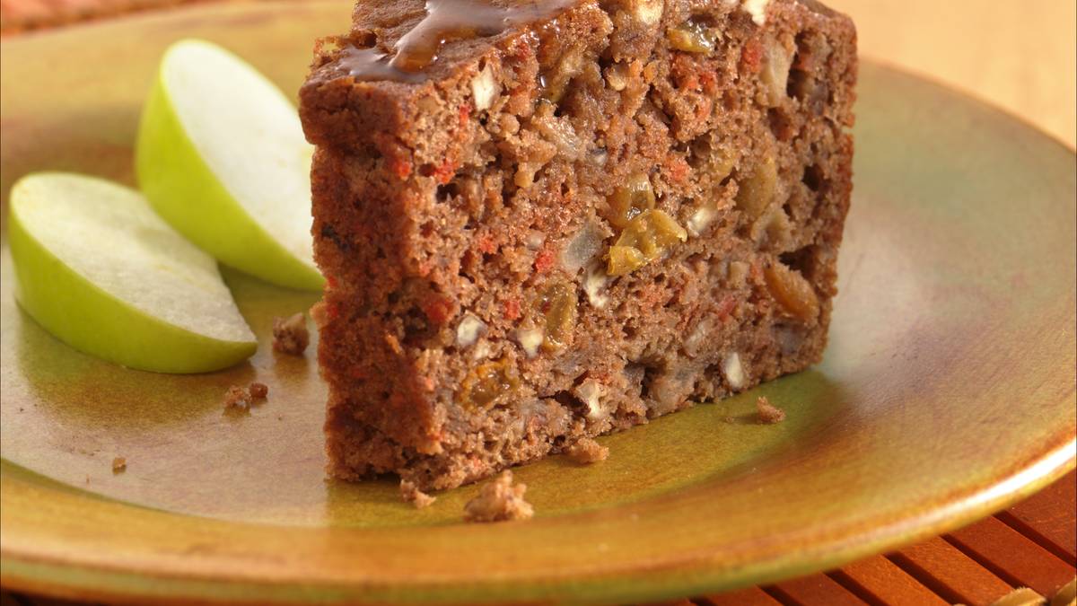 Apple-Brandy Carrot Cake