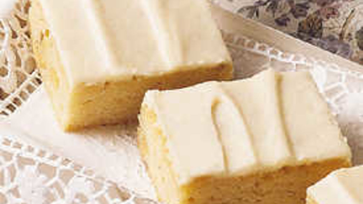 Triple-Vanilla Brownies 