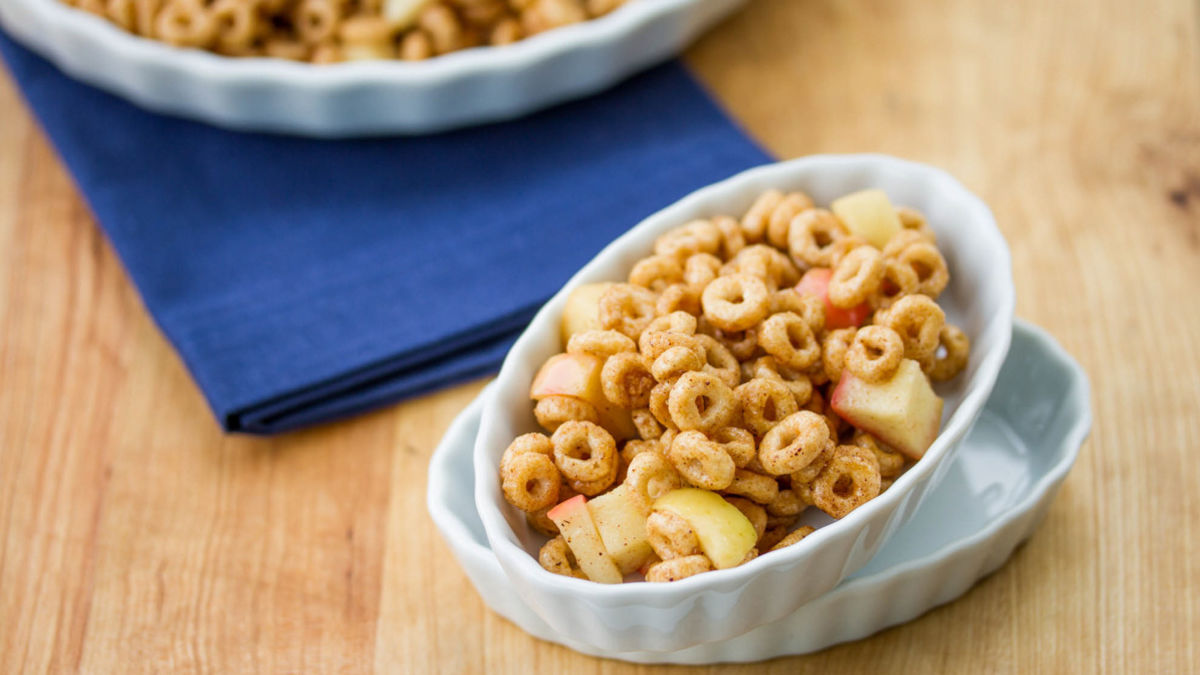 Apple Pie Hot Buttered Cheerios™