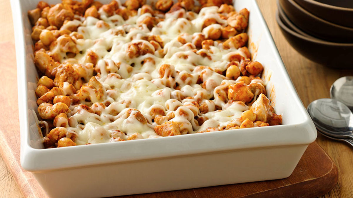 5-Ingredient White Chicken Chili Bake